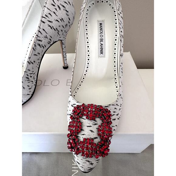 $1245 Manolo Blahnik Hangisi Jacquard White Black Red Toe Pump Sz 37 - Picture 2 of 8
